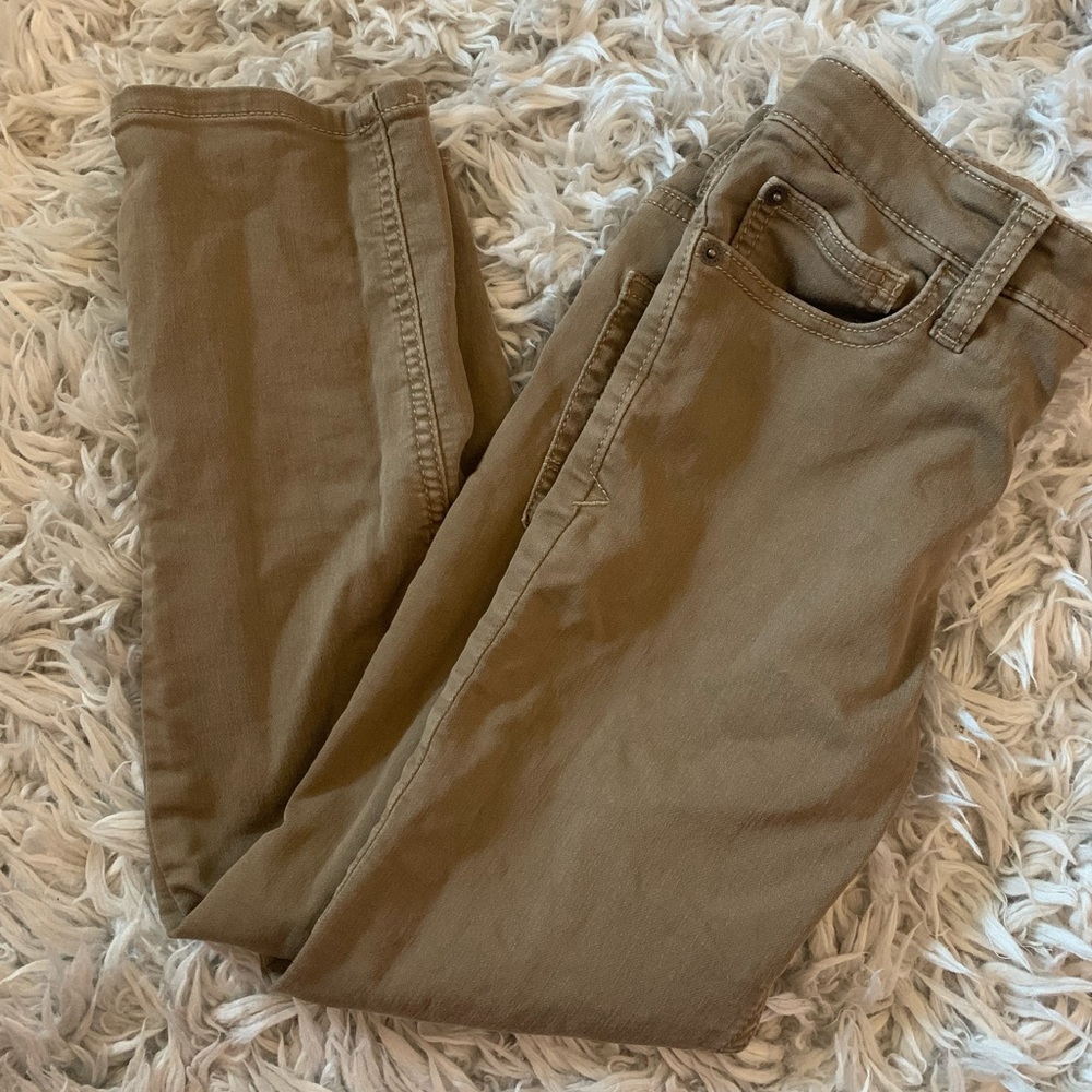 Khaki pants
